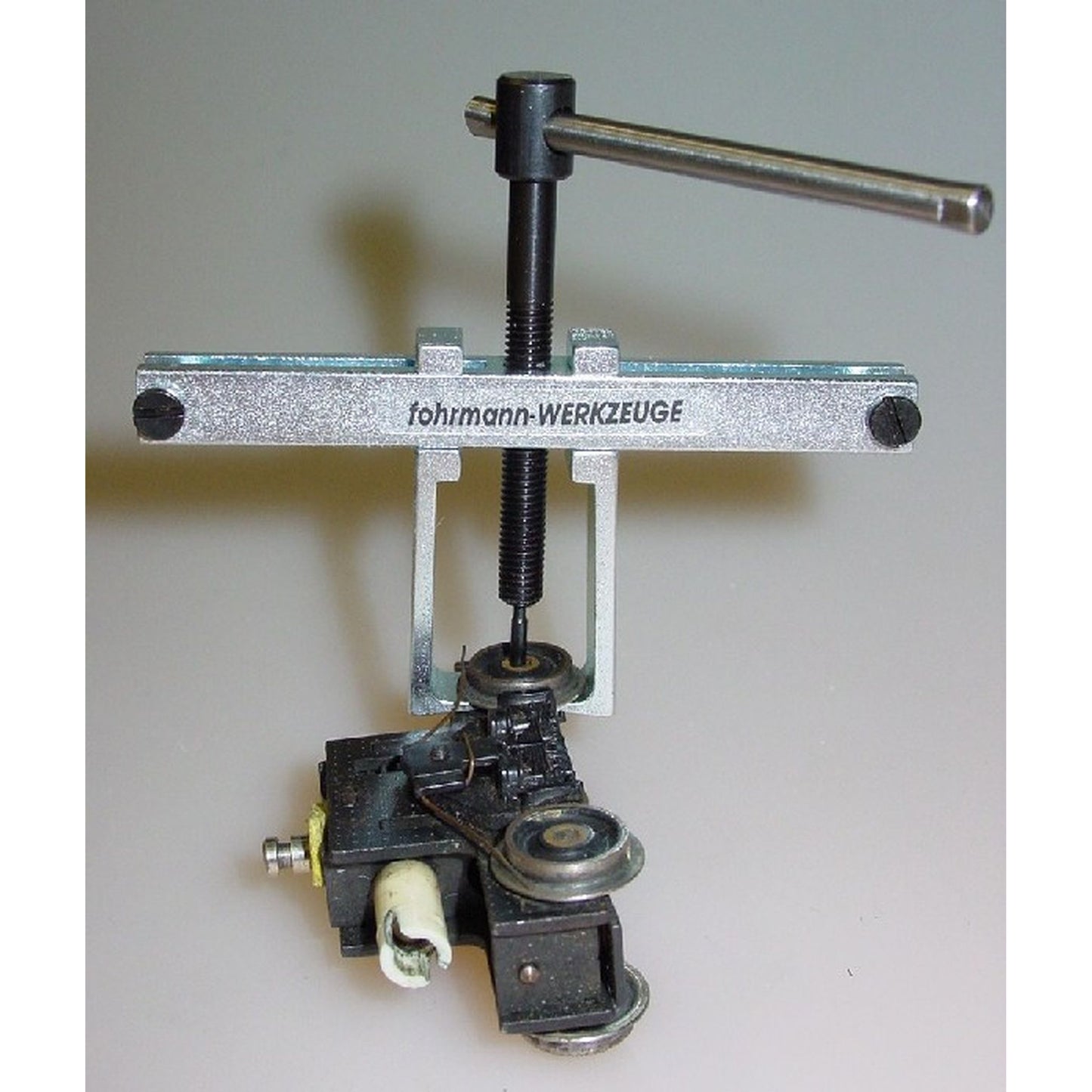 Abzieher für große Modellbauräder (bis 64 mm Ø)