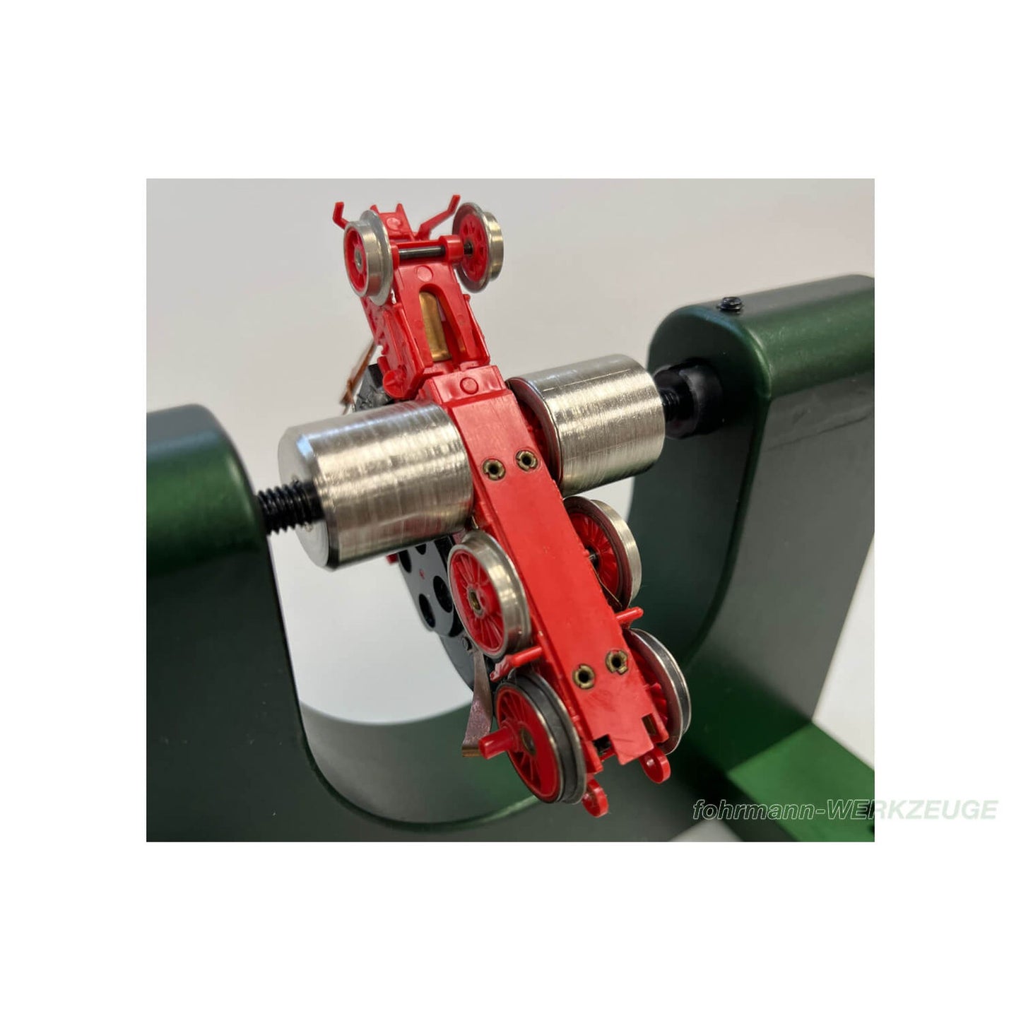 Aufpressvorrichtung für Modellbahnräder H0
